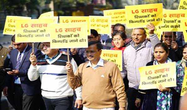 दिल्ली की जनता तानाशाही सहन नहीं करेगी: केजरीवाल