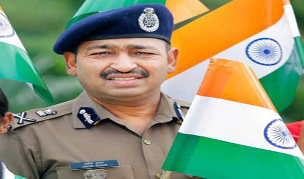 हमें प्रत्येक थाने को महिला फ्रेंडली बनाना है: अशोक