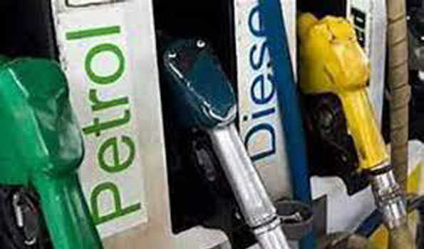 पेट्रोल और डीजल की कीमतें अपरिवर्तित