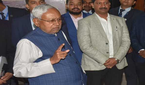 Waiting for Cong to take call on nat'l oppn unity: Nitish