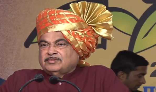 Kolhapur-Sangli road to be constructed of cement concrete : Gadkari