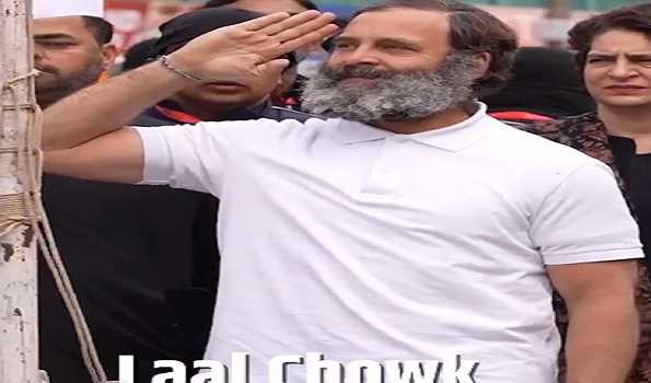 As “Bharat Jodo Yatra” ends Rahul unfurls tricolour in Srinagar's Lal Chowk