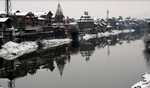 Kashmir valley receives first major snowfall, disrupting air and surface traffic