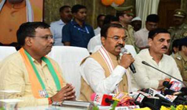 नलकूप किसानों के 01अप्रैल 2023 से  बिजली बिल भरेगी सरकार:केशव प्रसाद