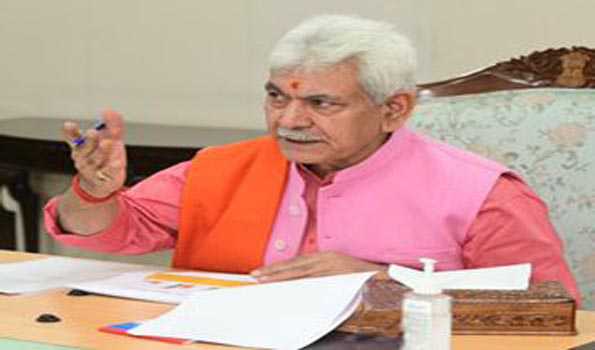 सिन्हा ने जम्मू-कश्मीर में बिजली परिदृश्य की समीक्षा की