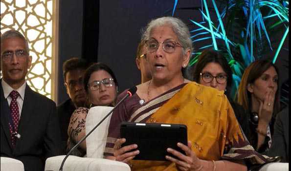 एसडीजी की दिशा में प्रगति के लिए परिवर्तनकारी दृष्टिकोण की जरूरत: सीतारमण