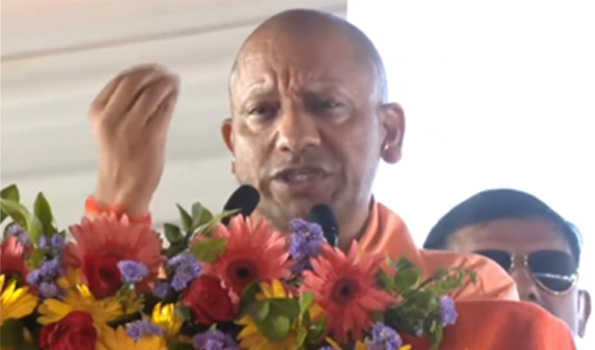 प्रधानमंत्री मोदी ने बाबा साहेब को दिया सही मायनों में सम्मान: योगी