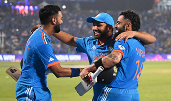 भारत ने कोहली के शतक और गिल के अर्धशतक से बंगलादेश को सात विकेट से हराया