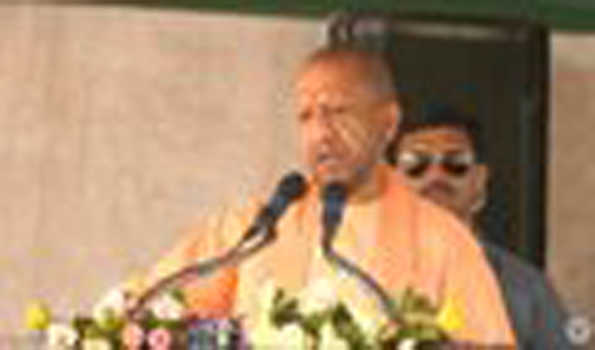 अपराधियों में कानून का भय पैदा करना सर्वोच्च प्राथमिकता: योगी