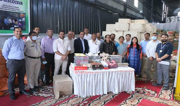 दिल्ली में 294 करोड़ के नशीले पदार्थ और 80.2 लाख विदेशी सिगरेट नष्ट