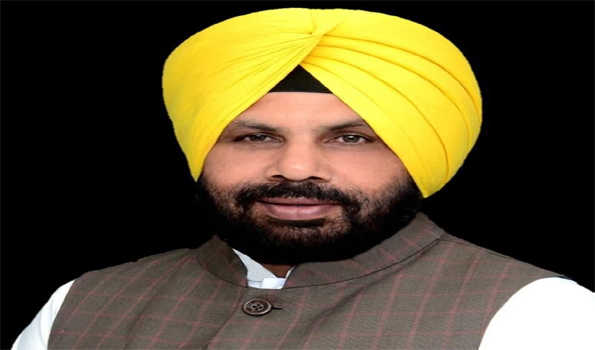 हरभजन ने  राजकुमार को रजत पदक जीतने के लिए दी बधाई