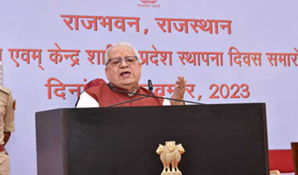 मिश्र ने आठ राज्यों के स्थापना दिवस दी बधाई