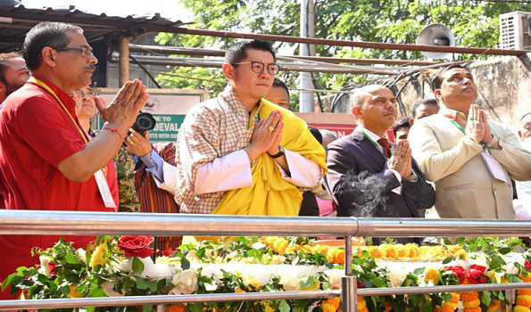 आठ दिवसीय दौरे पर भारत पहुंचे वांगचुक, कामख्या मंदिर में की पूजा-अर्चना