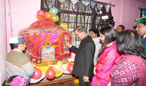सुक्खू ने टूटीकंडी बालिका आश्रम में बच्चों संग मनाई दिवाली