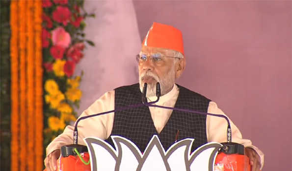 मोदी की जाति बताने वाले पूरे ओबीसी समाज को कह चुके है चोर- मोदी