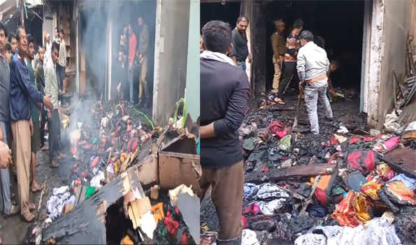 महराजगंज में दुकान और गोदाम में लगी भीषण आग