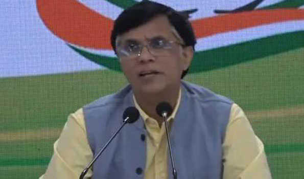 देश के नागरिकों के लिये यह दु:ख का विषय कि प्रधानमंत्री बोलते हैं झूठ: खेड़ा
