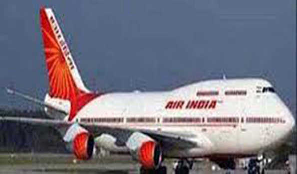 एयर इंडिया की मुंबई-न्यूयॉर्क उड़ान तकनीकी खामी के कारण ईरान से वापस