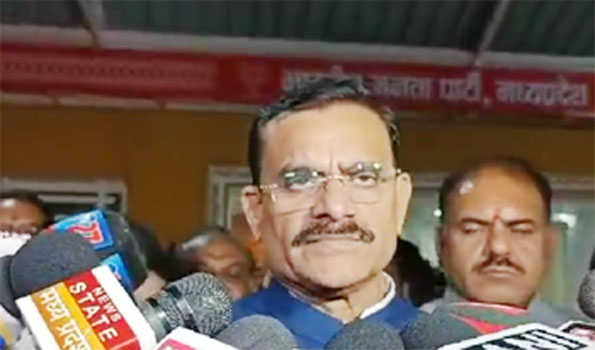 राहुल ने किया देश की समस्त जनता का अपमान : शर्मा