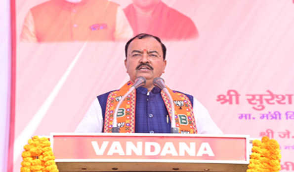 अखिलेश सत्ता के लिए 2048 तक करें इंतजार: केशव मौर्य
