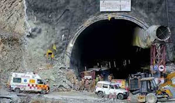 सिलक्यारा सुरंग में फंसे मजदूरों को निकालने का काम अन्तिम चरण में