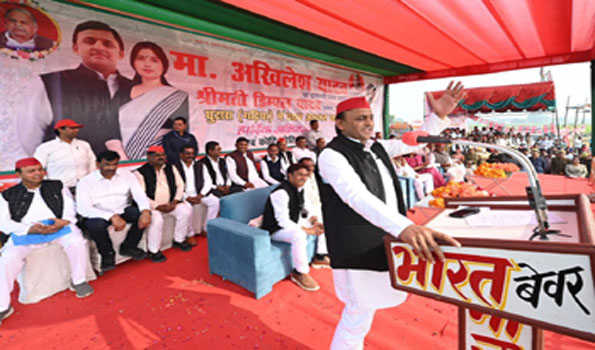 साड़ों से बच्चे बुजुर्गो को नहीं बचा पा रही है भाजपा सरकार: अखिलेश
