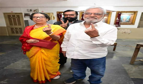 जोशी ने नाथद्वारा में किया अपना मतदान