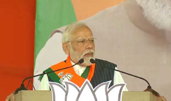 तेलंगाना की जनता बदलाव के लिये आतुर: मोदी