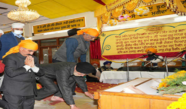 गुरु नानक देव जी की शिक्षाओं को जीवन में आत्मसात करेंः सुक्खू