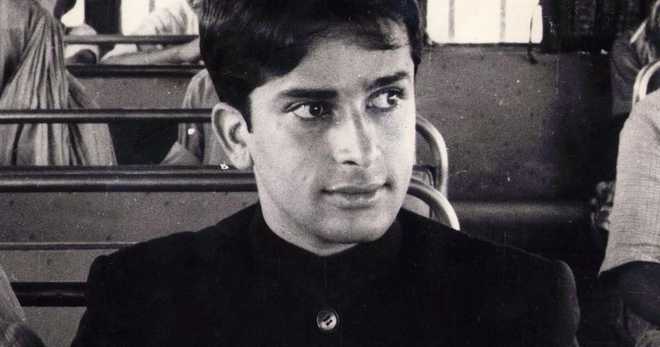 ششی کپور نے رومانوی ہیرو کے طورپر شناخت بنائی