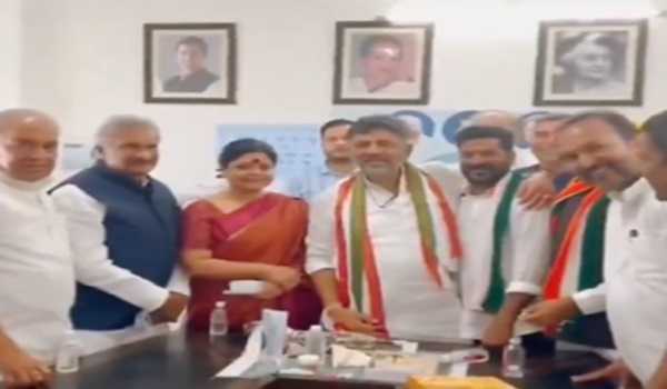 तेलंगाना में नये नेता के चुनाव के लिए सीएलपी की बैठक शुरू