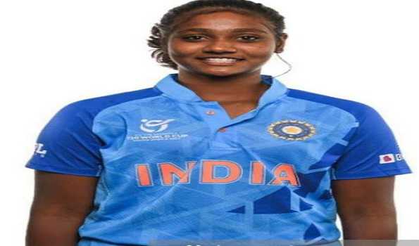 Indian Navy congratulates Shabnam for winning of U19 world cup