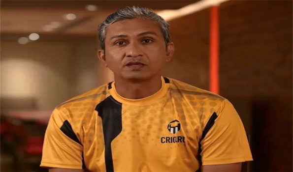 Looking forward to seeing Siraj bowl at home: Sanjay Bangar