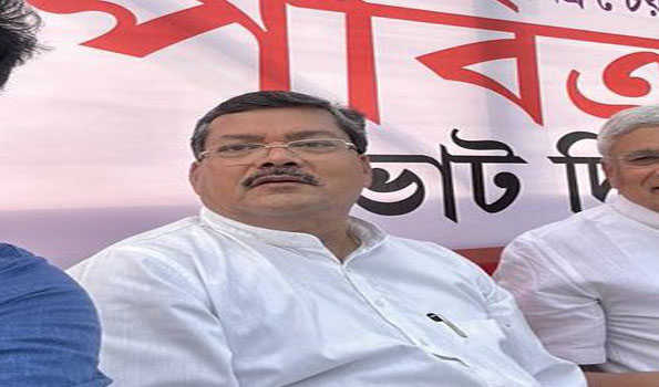 त्रिपुरा को लेकर चुनाव आयोग से मिला कांग्रेस प्रतिनिधिमंडल