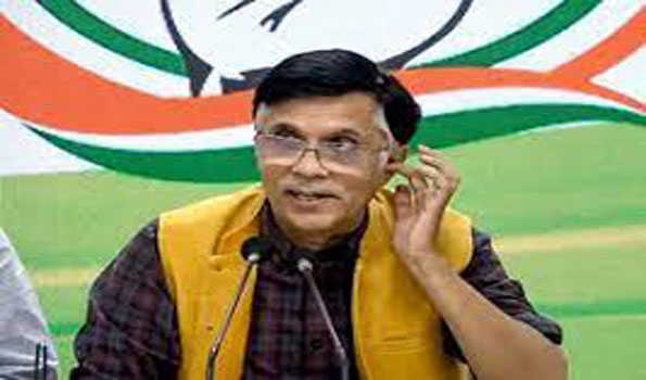 मोदी के पिता पर टिप्पणी करने वाले कांग्रेस प्रवक्ता के खिलाफ एफआईआर