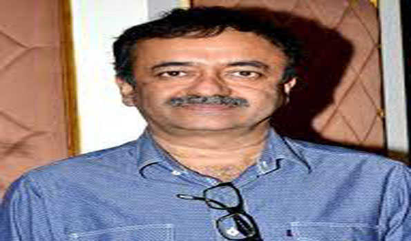 राजकुमार हिरानी ने शाहरूख खान की तारीफ की