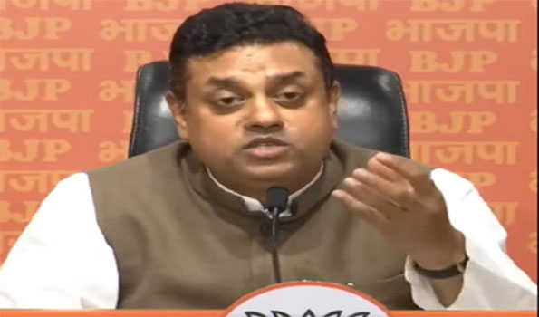 केजरीवाल ने दिल्ली के बच्चों के खिलाफ षड़यंत्र किया : भाजपा