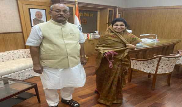 प्रश्नकाल के दौरान आसंदी पर विराजीं महिला सभापति