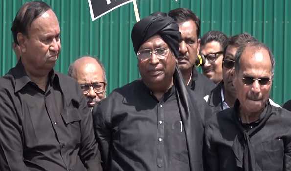 Opposition stages protest against  Govt