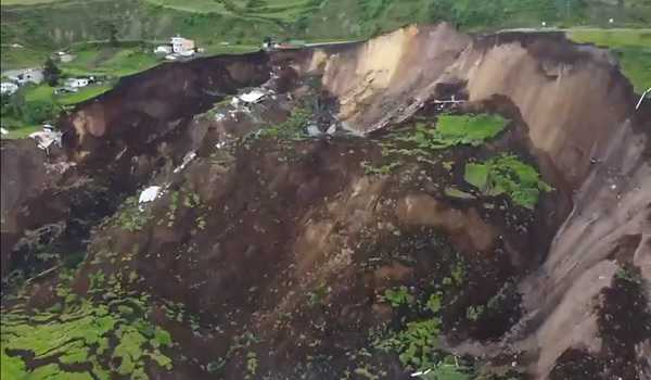 Landslide leaves 16 dead in central Ecuador