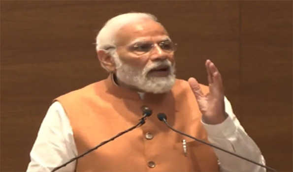 भ्रष्ट राजनीतिक दल भाजपा की साख मिटाने की साजिश रच रहे हैं: मोदी