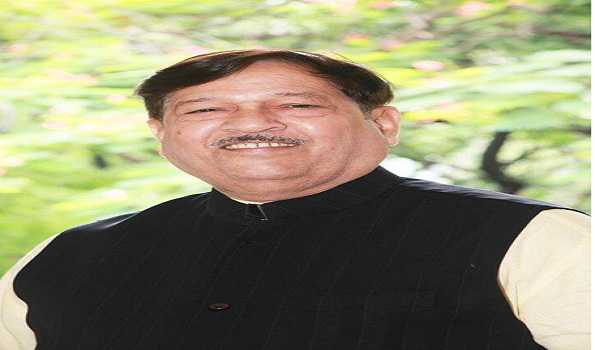 CM, Dy CM visit Bapat' house, console family