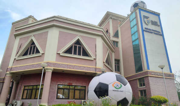 AIFF slaps Rs 4 Cr fine on Kerala Blasters for abandoning play against Bengaluru
