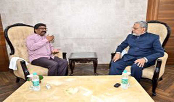 मुख्यमंत्री  हेमन्त सोरेन एवं मुख्य न्यायाधीश झारखंड उच्च न्यायालय  संजय कुमार मिश्रा के बीच मुलाकात