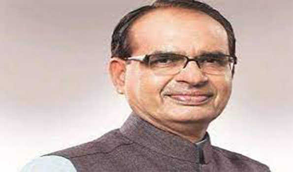 भारत दर्शन यात्रा पहुंची मुख्यमंत्री निवास, शिवराज ने किया स्वागत