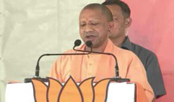 हमने माफिया तत्वों की ढोलक बजा दी है: योगी
