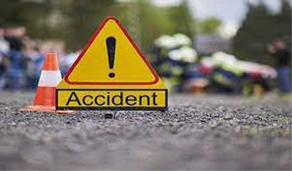 कैमरून में बस दुर्घटना में करीब 15 लोगों की मौत