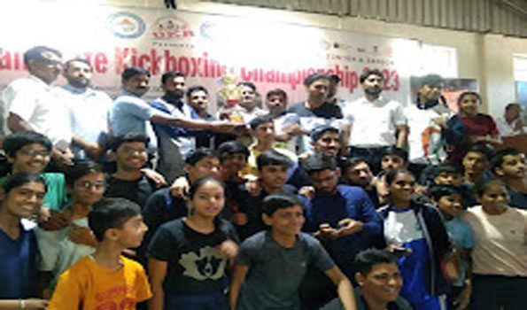 किक बॉक्सिंग प्रतियोगिता  28 गोल्ड, 19 सिल्वर एवं 7 ब्रॉन्ज मेडल जीत कर उदयपुर टीम रही विजेता