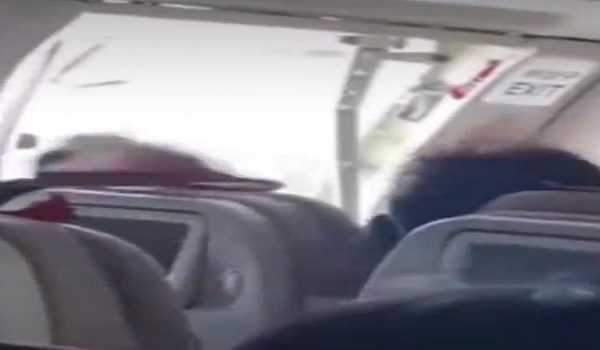 Passengers suffer breathing difficulty as S Korean aircraft lands with door opened