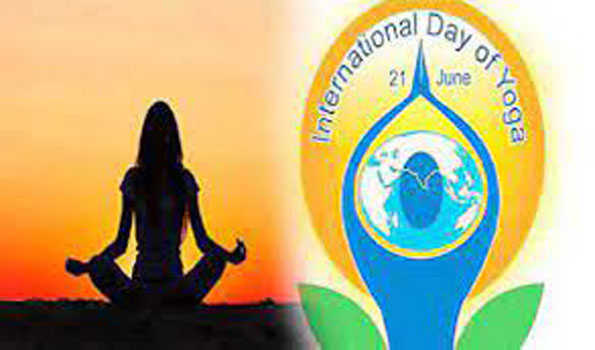 हैदराबाद में ‘योग महोत्‍सव’ में जुटे 50,000 लोग
